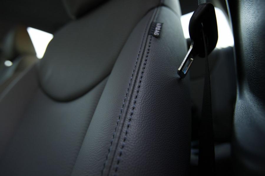  Hyundai Elantra 2011 года  (фото 16 из 144)